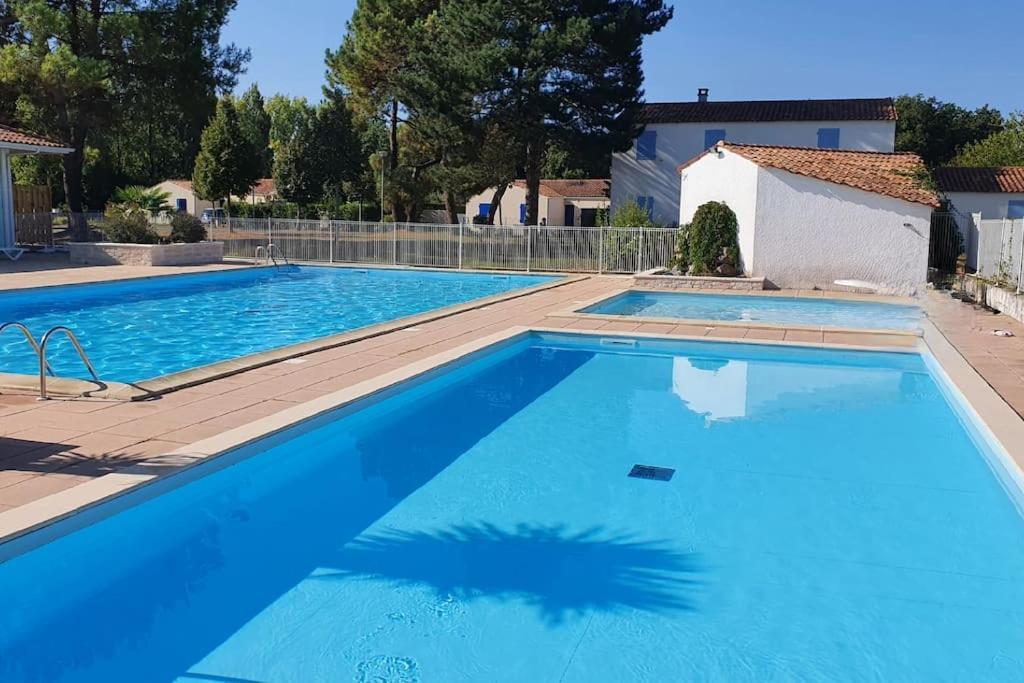 Charmante Petite Maison Pour 4 Personnes Cdc Fr90C10G Dolus d'Oléron Exterior foto