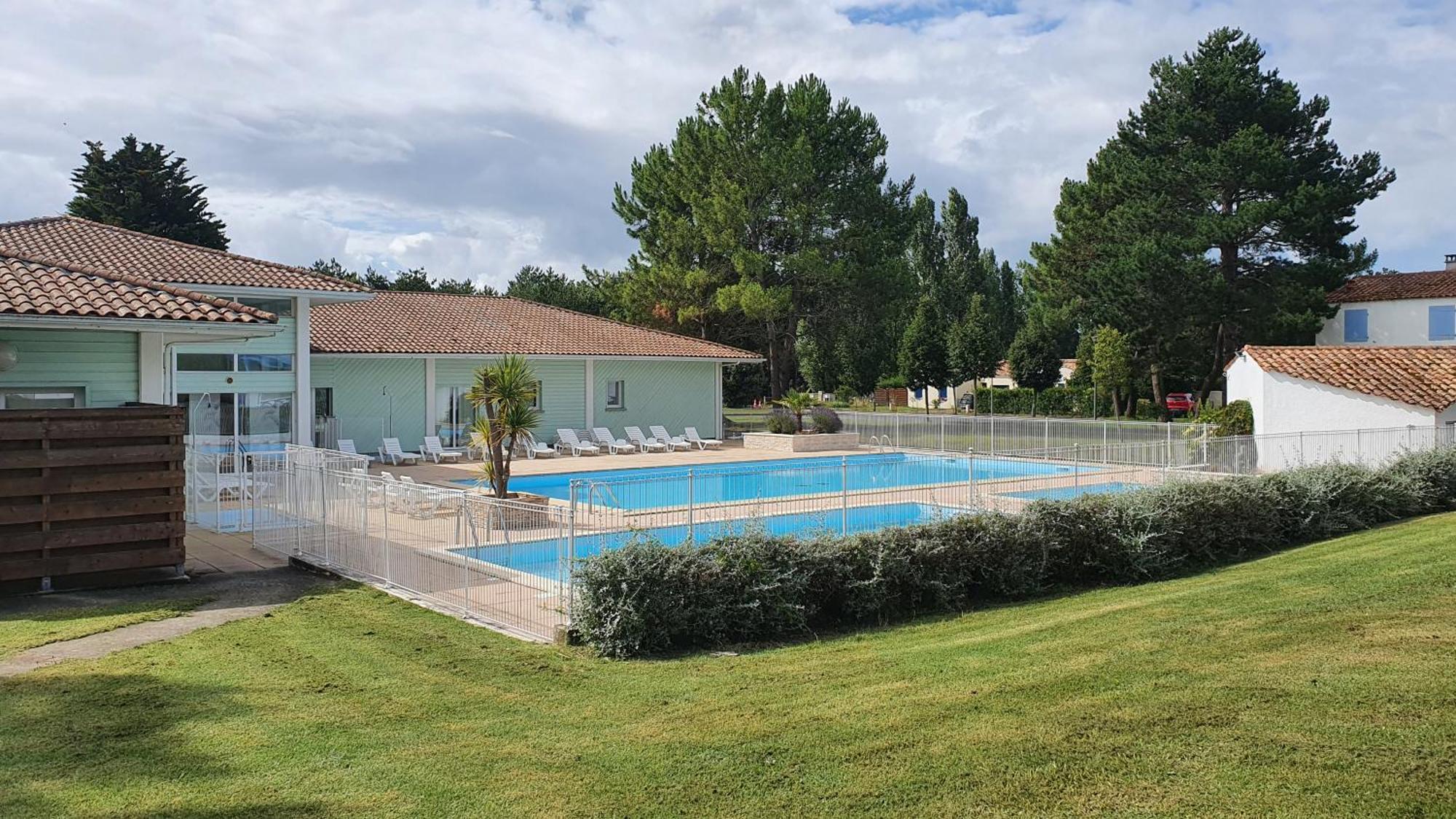Charmante Petite Maison Pour 4 Personnes Cdc Fr90C10G Dolus d'Oléron Exterior foto